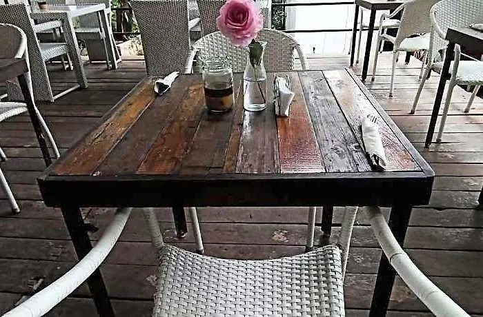 La Place Homestay *